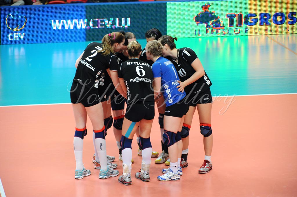 Yamamay Schweriner (14)